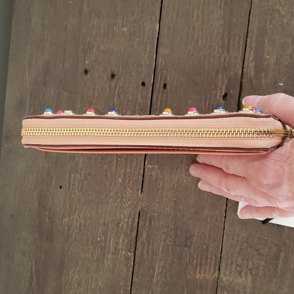 🔹️Kate Spade🔹️ Devoe Street Lacey Embellished large zip Continental Wallet - Picture 8 of 12